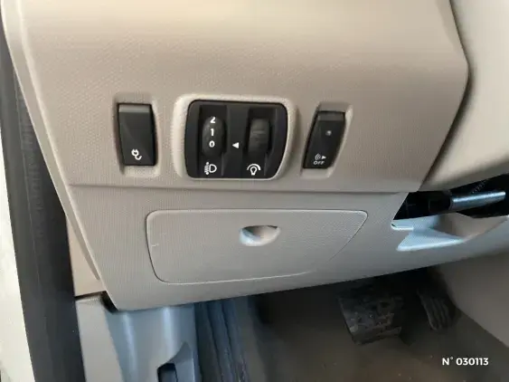 RENAULT ZOE - voiture d'occasion - Photo 15