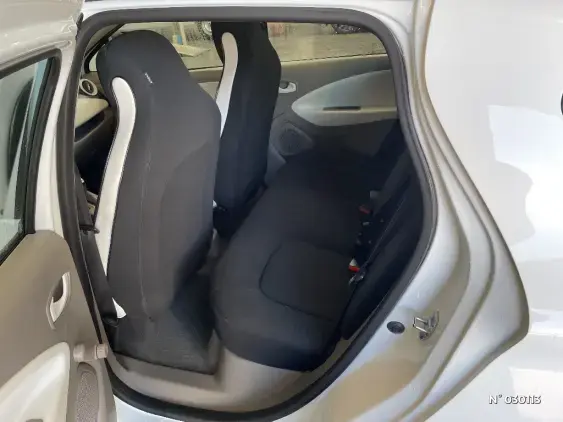 RENAULT ZOE - voiture d'occasion - Photo 40