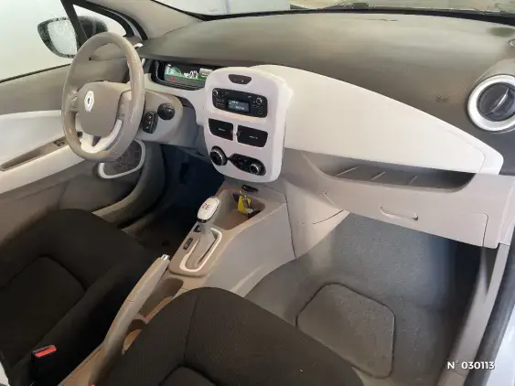 RENAULT ZOE - voiture d'occasion - Photo 10