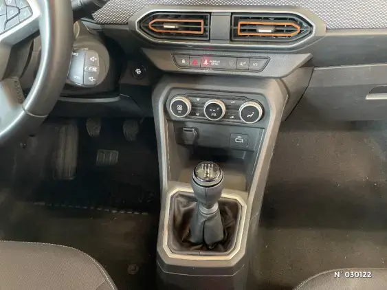 DACIA SANDERO III - voiture d'occasion - Photo 32