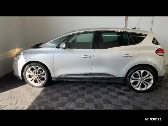 RENAULT SCENIC IV - voiture d'occasion - Photo 2