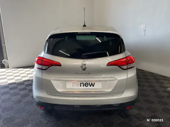 RENAULT SCENIC IV - voiture d'occasion - Photo 6
