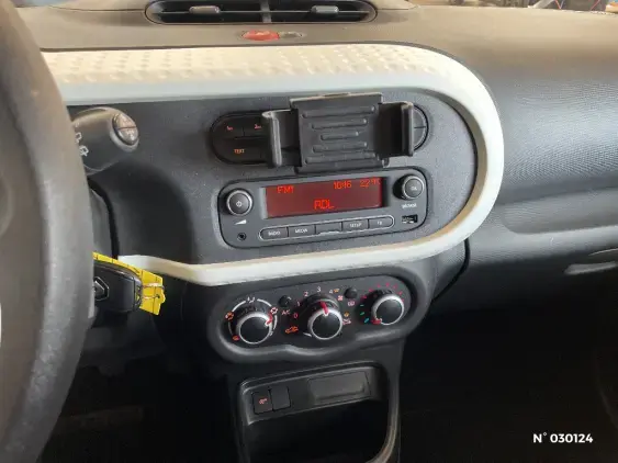 RENAULT TWINGO III - voiture d'occasion - Photo 13