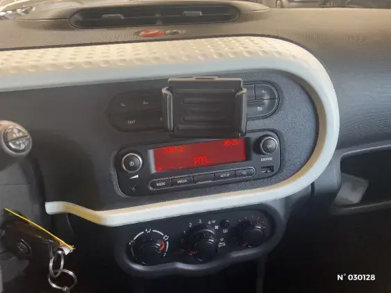 RENAULT TWINGO III - voiture d'occasion - Photo 13