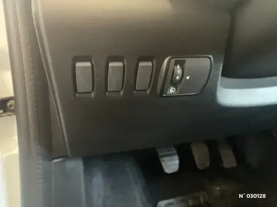 RENAULT TWINGO III - voiture d'occasion - Photo 15