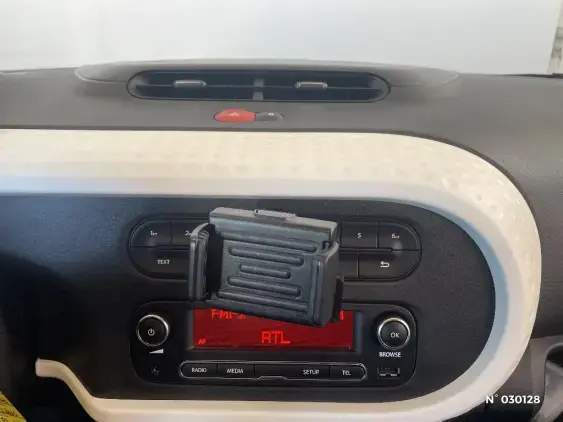 RENAULT TWINGO III - voiture d'occasion - Photo 33
