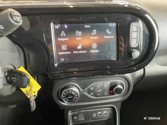 RENAULT TWINGO III - voiture d'occasion - Photo 13