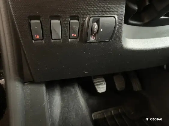 RENAULT TWINGO III - voiture d'occasion - Photo 15