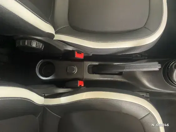 RENAULT TWINGO III - voiture d'occasion - Photo 34