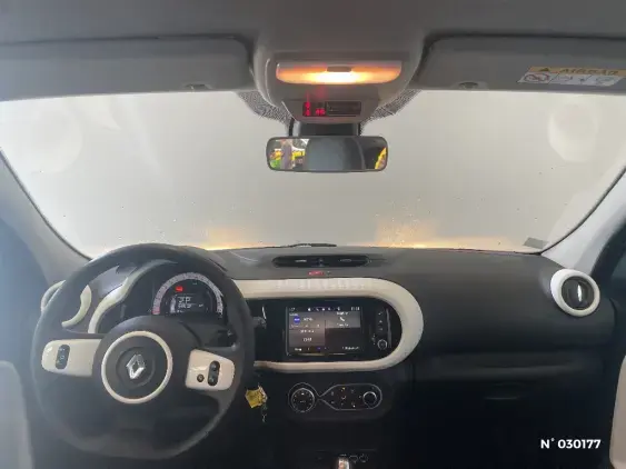 RENAULT TWINGO ELECTRIQUE III - voiture d'occasion - Photo 9