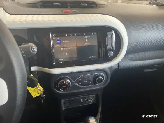 RENAULT TWINGO ELECTRIQUE III - voiture d'occasion - Photo 13