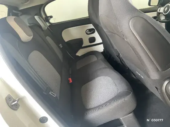 RENAULT TWINGO ELECTRIQUE III - voiture d'occasion - Photo 11