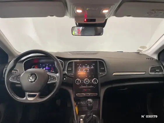 RENAULT MEGANE IV - voiture d'occasion - Photo 9