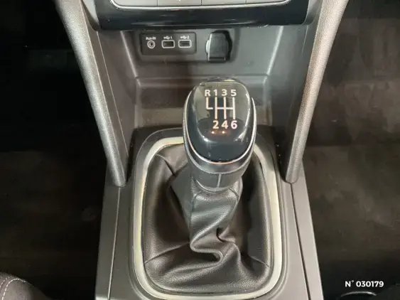 RENAULT MEGANE IV - voiture d'occasion - Photo 34
