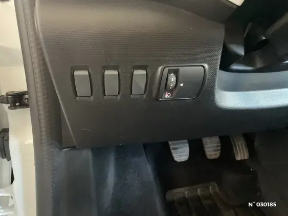 RENAULT TWINGO III - voiture d'occasion - Photo 15
