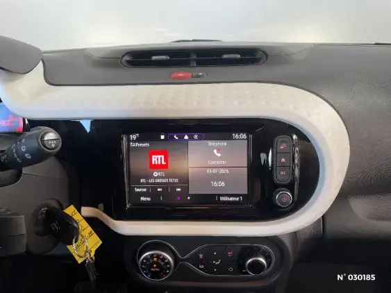 RENAULT TWINGO III - voiture d'occasion - Photo 31