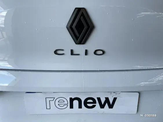 RENAULT CLIO V - voiture d'occasion - Photo 39