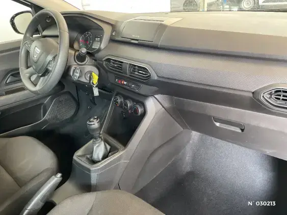DACIA SANDERO III - voiture d'occasion - Photo 10