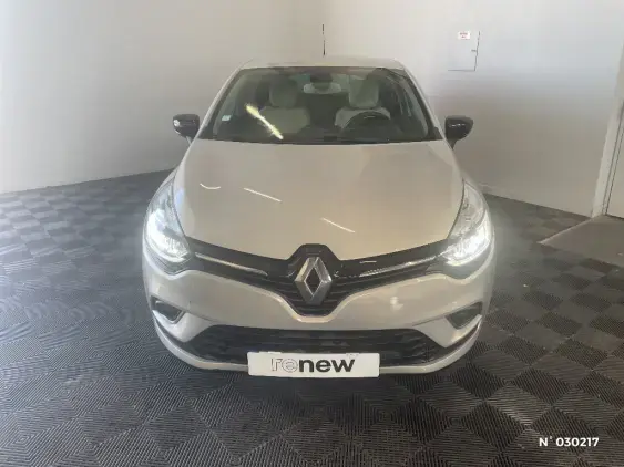 RENAULT CLIO IV - voiture d'occasion - Photo 3