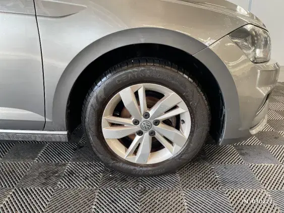 VOLKSWAGEN POLO VI - voiture d'occasion - Photo 8