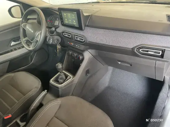 DACIA SANDERO III - voiture d'occasion - Photo 10