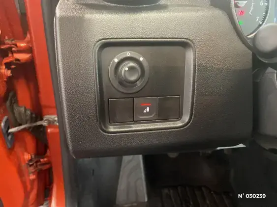 DACIA DUSTER II - voiture d'occasion - Photo 15