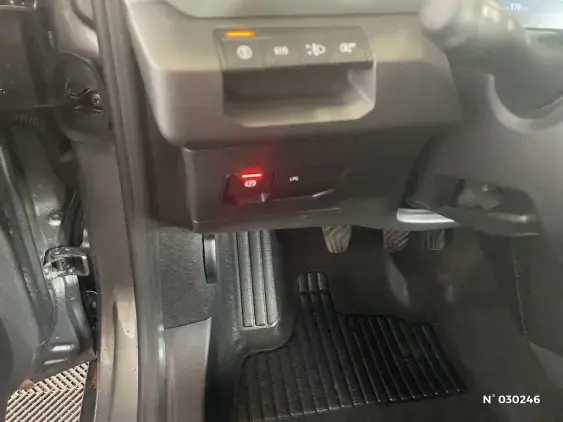 DACIA DUSTER III - voiture d'occasion - Photo 15
