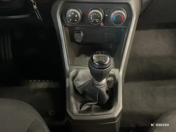DACIA SANDERO III - voiture d'occasion - Photo 32
