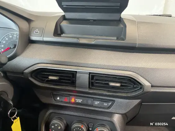 DACIA JOGGER - voiture d'occasion - Photo 32