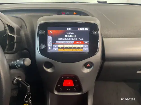 TOYOTA AYGO II - voiture d'occasion - Photo 33