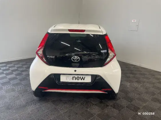 TOYOTA AYGO II - voiture d'occasion - Photo 6
