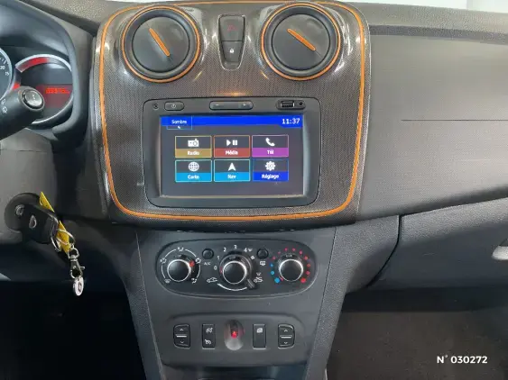 DACIA SANDERO II - voiture d'occasion - Photo 32