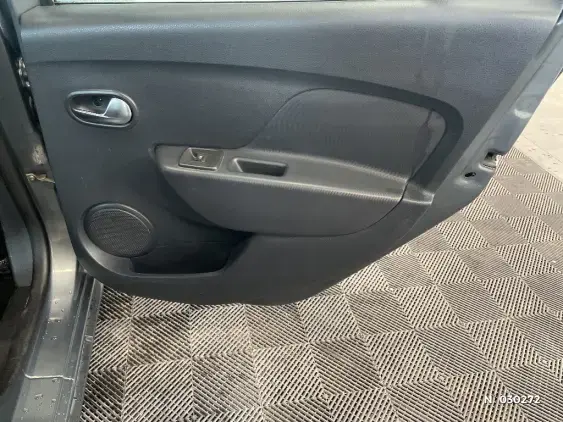 DACIA SANDERO II - voiture d'occasion - Photo 36