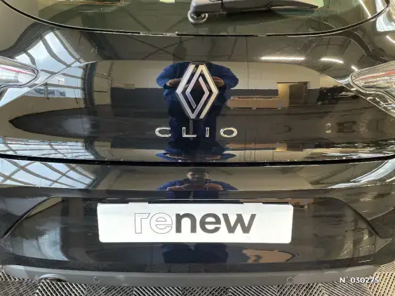 RENAULT CLIO V - voiture d'occasion - Photo 39