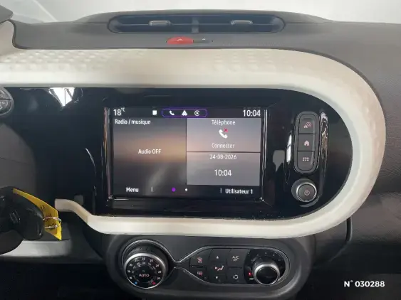 RENAULT TWINGO III - voiture d'occasion - Photo 33