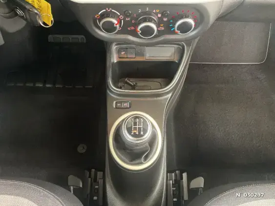 RENAULT TWINGO III - voiture d'occasion - Photo 33