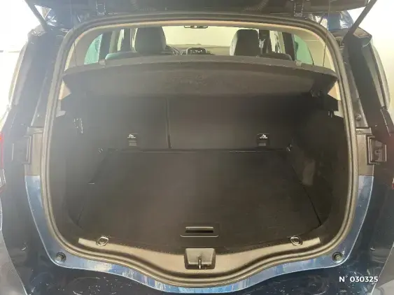 RENAULT SCENIC IV - voiture d'occasion - Photo 7