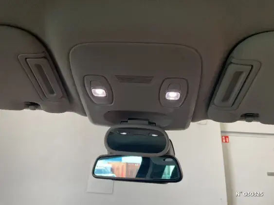 RENAULT SCENIC IV - voiture d'occasion - Photo 32