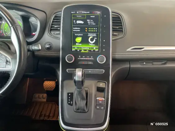RENAULT SCENIC IV - voiture d'occasion - Photo 33