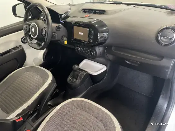 RENAULT TWINGO III - voiture d'occasion - Photo 10