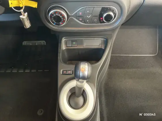 RENAULT TWINGO ELECTRIQUE III - voiture d'occasion - Photo 34