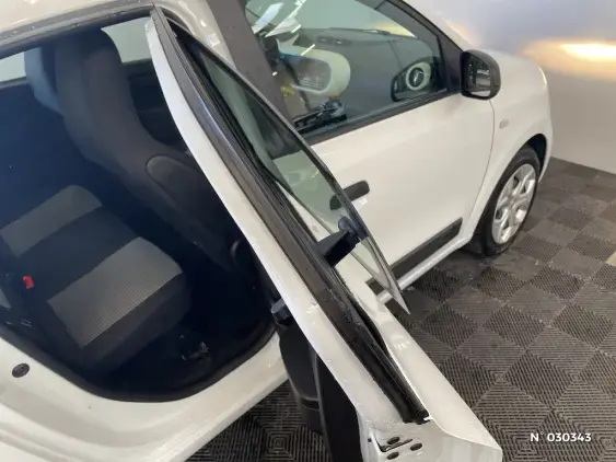 RENAULT TWINGO ELECTRIQUE III - voiture d'occasion - Photo 38