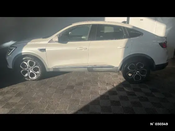 RENAULT ARKANA - voiture d'occasion - Photo 2