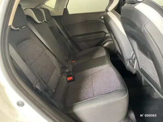 RENAULT CAPTUR II - voiture d'occasion - Photo 11