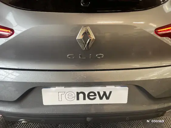 RENAULT CLIO V - voiture d'occasion - Photo 39