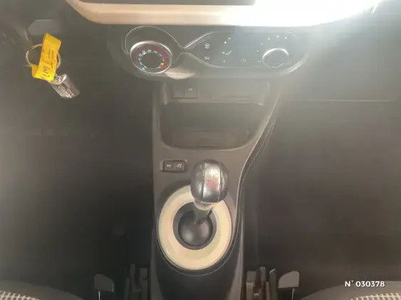 RENAULT TWINGO ELECTRIQUE III - voiture d'occasion - Photo 33