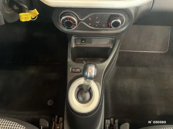 RENAULT TWINGO ELECTRIQUE III - voiture d'occasion - Photo 34