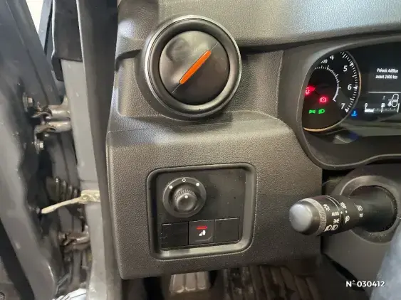 DACIA DUSTER II - voiture d'occasion - Photo 15