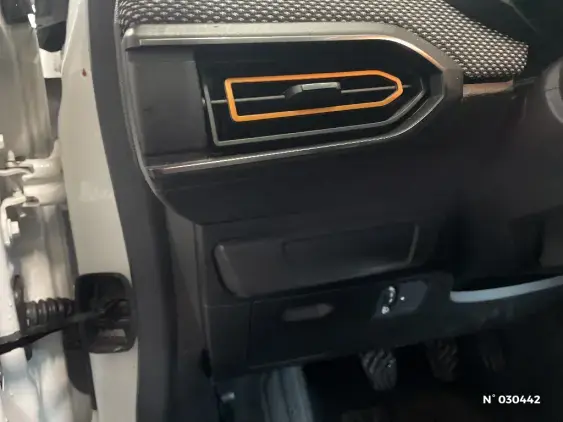 DACIA SANDERO III - voiture d'occasion - Photo 15
