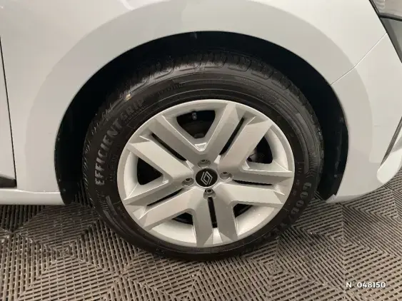 RENAULT CLIO V - voiture d'occasion - Photo 8